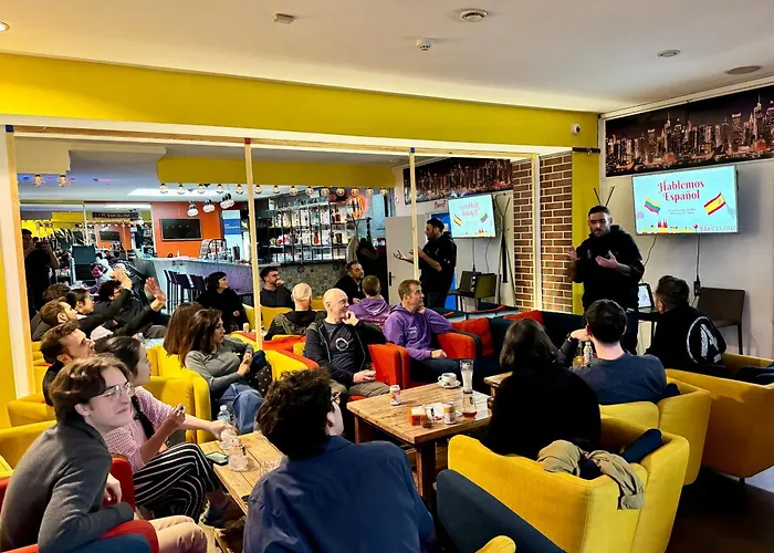 Tiki Taka Hostel&Pub